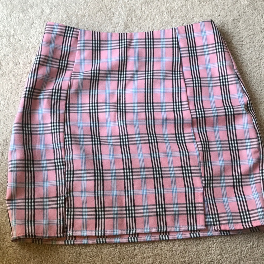 Plaid mini skirt